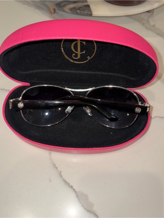 Juicy Couture Hot Pink Sunglasses Case with Silver-Tone Aviator Shades with Case main image 8